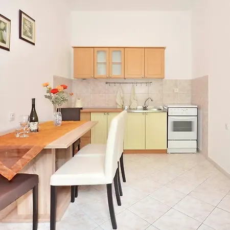 Apartment Perla *