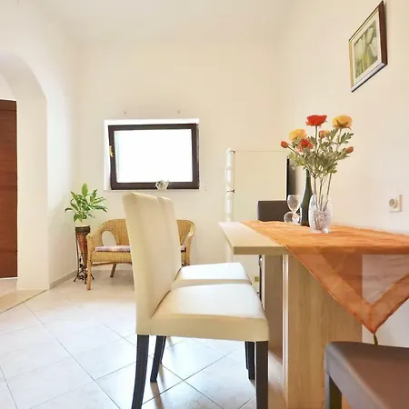 Apartment Perla Mimice