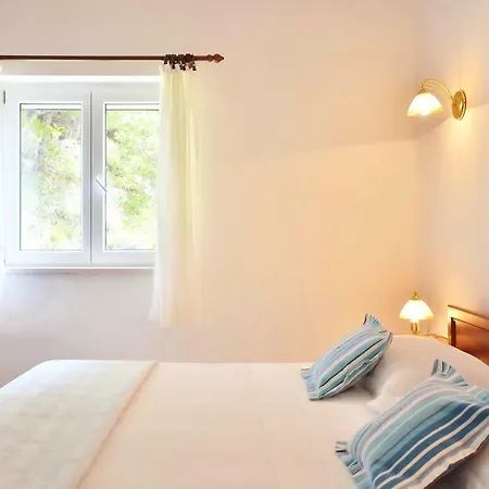 Perla Apartment Mimice